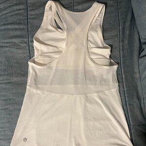 Size 4 - Lululemon - built in bra racerback tank top